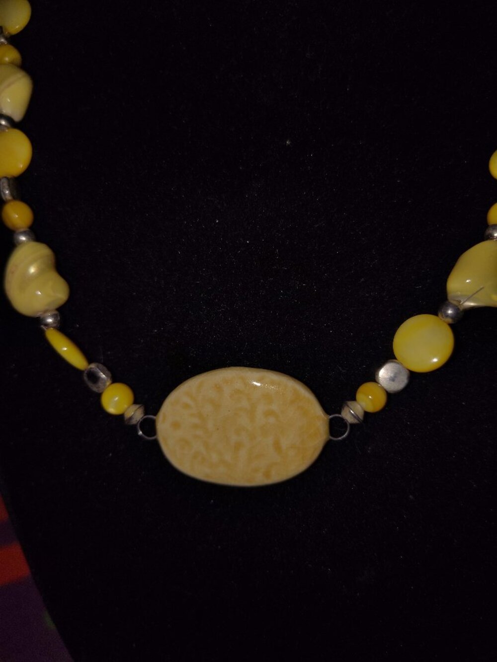 Ladies necklace